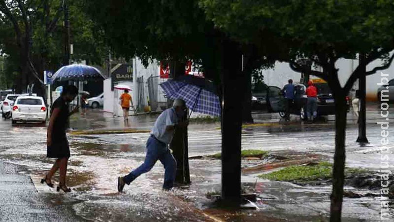 Inmet emite alerta de tempestade para 50 cidades de Mato Grosso do Sul entre esta quinta e sexta-feira Inmet emite alerta de tempestade para 50 cidades de Mato Grosso do Sul entre esta quinta e sexta-feira