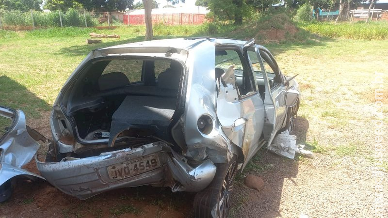 Jovem fica em coma após carro ser atingido por motorista embriagado em MS Jovem fica em coma após carro ser atingido por motorista embriagado em MS