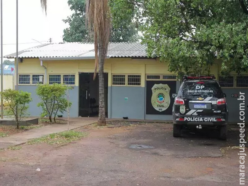 Jovem se envolve em briga e acaba morto a golpe de faca Jovem se envolve em briga e acaba morto a golpe de faca