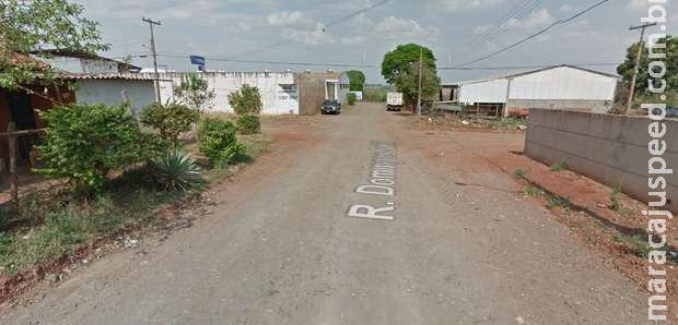 Ladrões invadem casa, fazem a limpa e agridem morador no Jardim Itamaracá Ladrões invadem casa, fazem a limpa e agridem morador no Jardim Itamaracá