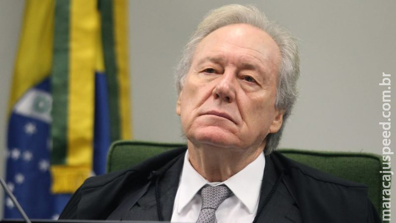 Lewandowski dá 48h para governo se manifestar sobre vacinação de crianças Lewandowski dá 48h para governo se manifestar sobre vacinação de crianças