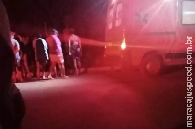 Maracaju: Garoto e apenas 14 ano de idade é vítima de descarga elétrica enquanto colhia manga Maracaju: Garoto e apenas 14 ano de idade é vítima de descarga elétrica enquanto colhia manga