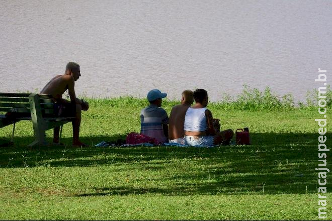 Mesmo com alerta para temporal, semana será marcada pela predominância de sol e muito calor em MS Mesmo com alerta para temporal, semana será marcada pela predominância de sol e muito calor em MS