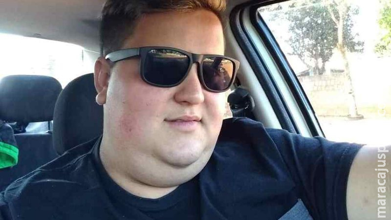 Motociclista de 26 anos morre ao colidir contra carro em cruzamento sem sinalização Motociclista de 26 anos morre ao colidir contra carro em cruzamento sem sinalização