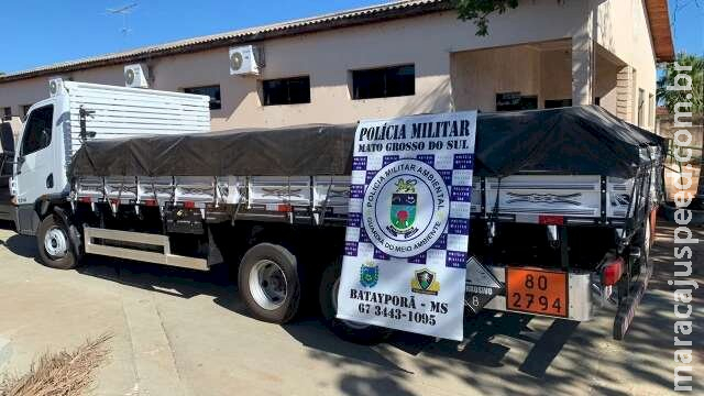 Motorista é preso por transporte ilegal de 5 toneladas de baterias para veículos Motorista é preso por transporte ilegal de 5 toneladas de baterias para veículos