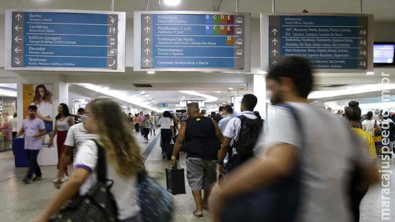 Ômicron avança pelo mundo; países relatam casos de transmissão comunitária Ômicron avança pelo mundo; países relatam casos de transmissão comunitária