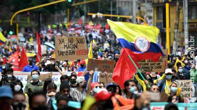 ONU relata 46 mortes em protestos e violações graves na Colômbia ONU relata 46 mortes em protestos e violações graves na Colômbia
