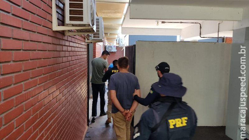 Perseguição intermunicipal termina com cabo da PM preso por tráfico de drogas Perseguição intermunicipal termina com cabo da PM preso por tráfico de drogas