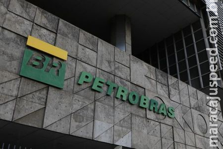 Petrobras abre concurso com 757 vagas de nível superior Petrobras abre concurso com 757 vagas de nível superior