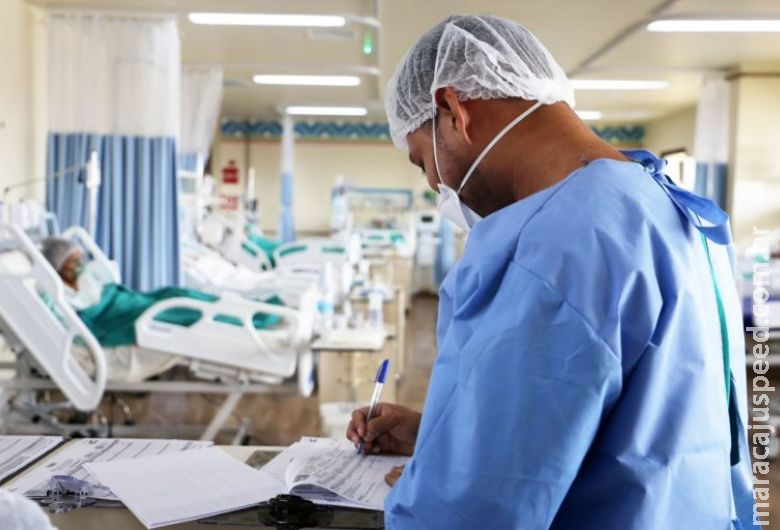 Piso salarial nacional para enfermeiro, técnico e auxiliar será debatido Piso salarial nacional para enfermeiro, técnico e auxiliar será debatido