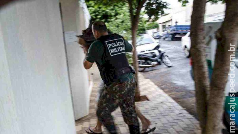 PM que matou esposa e corretor após suspeita de traição tenta alegar insanidade mental PM que matou esposa e corretor após suspeita de traição tenta alegar insanidade mental