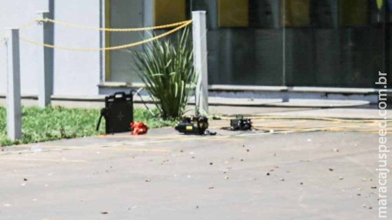Polícia interdita banco por suspeita de explosivo em Campo Grande Polícia interdita banco por suspeita de explosivo em Campo Grande