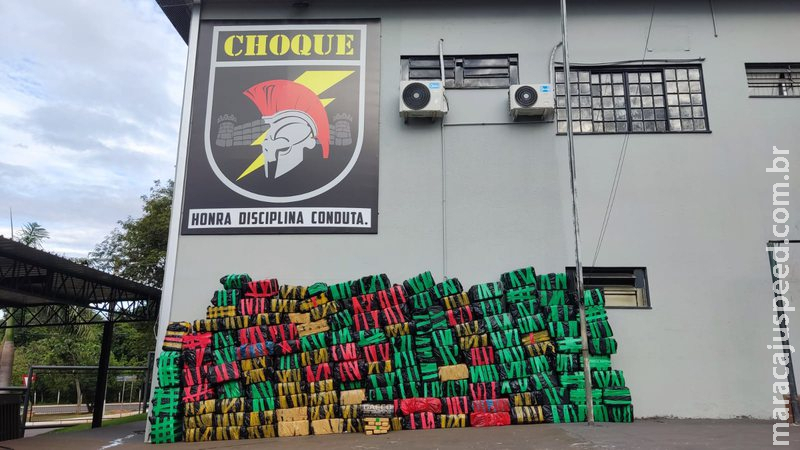 Quase três toneladas de maconha são apreendidas em casa na Nova Campo Grande Quase três toneladas de maconha são apreendidas em casa na Nova Campo Grande