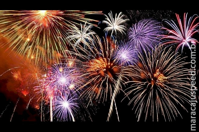 Queima de fogos de artifício com efeitos sonoros está proibida em Campo Grande Queima de fogos de artifício com efeitos sonoros está proibida em Campo Grande