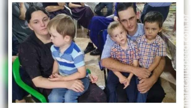 Rapaz sequestrado por guerrilheiros agradece apoio e mata saudade da família no Paraguai Rapaz sequestrado por guerrilheiros agradece apoio e mata saudade da família no Paraguai