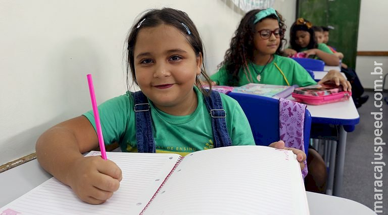Secretaria divulga calendário Escolar; aulas terão início em março no Estado Secretaria divulga calendário Escolar; aulas terão início em março no Estado