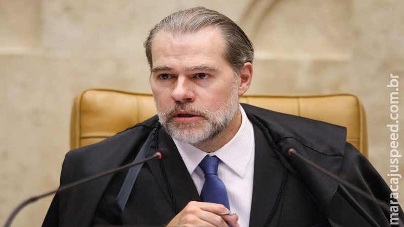 Toffoli dá mais 90 dias para União transferir R$ 3,5 bi para internet nas escolas Toffoli dá mais 90 dias para União transferir R$ 3,5 bi para internet nas escolas