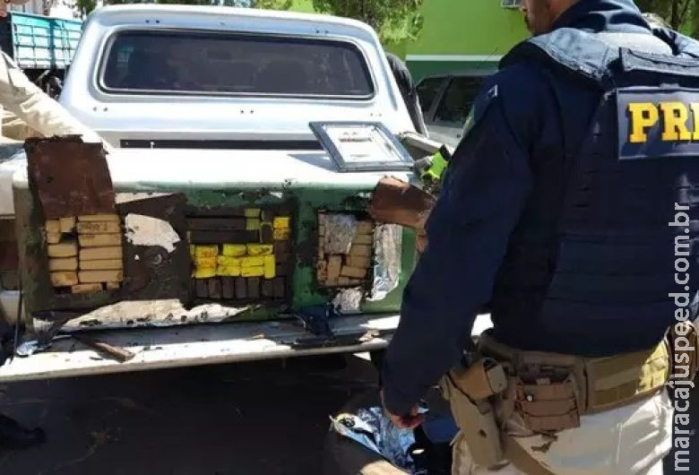 Traficante e batedor são presos com maconha, haxixe e skunk Traficante e batedor são presos com maconha, haxixe e skunk