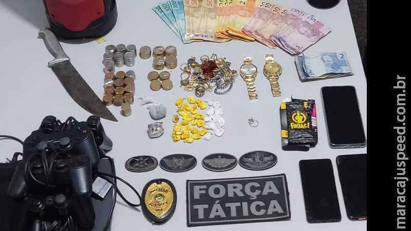 Três menores são apreendidos comandando 