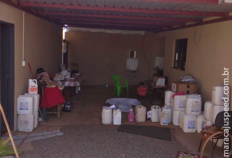 Três são presos e autuados em quase R$ 500 mil por adulteração de agrotóxico Três são presos e autuados em quase R$ 500 mil por adulteração de agrotóxico