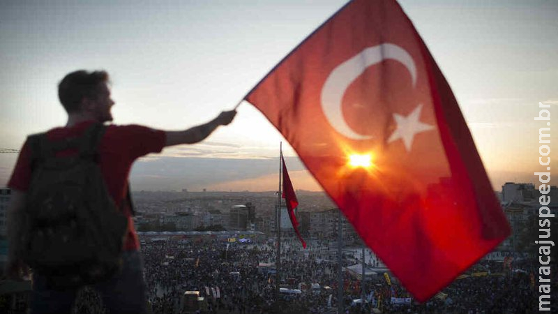 Turquia vê maior crise com embate entre Erdogan e mercado por política monetária Turquia vê maior crise com embate entre Erdogan e mercado por política monetária