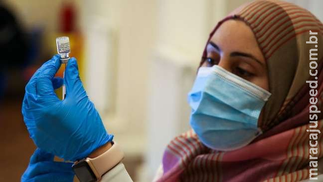 Vacinas Pfizer e Moderna são as mais eficazes para reforço, indica estudo Vacinas Pfizer e Moderna são as mais eficazes para reforço, indica estudo