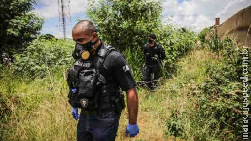 Vizinhos sentem mau cheiro e encontram homem morto na Guaicurus Vizinhos sentem mau cheiro e encontram homem morto na Guaicurus