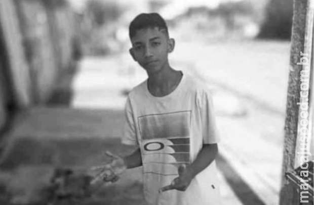 Adolescente morre enquanto participava de torneio de futebol em GO Adolescente morre enquanto participava de torneio de futebol em GO