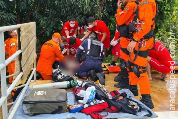 Bebê de dois anos morre em piscina de condomínio no DF Bebê de dois anos morre em piscina de condomínio no DF