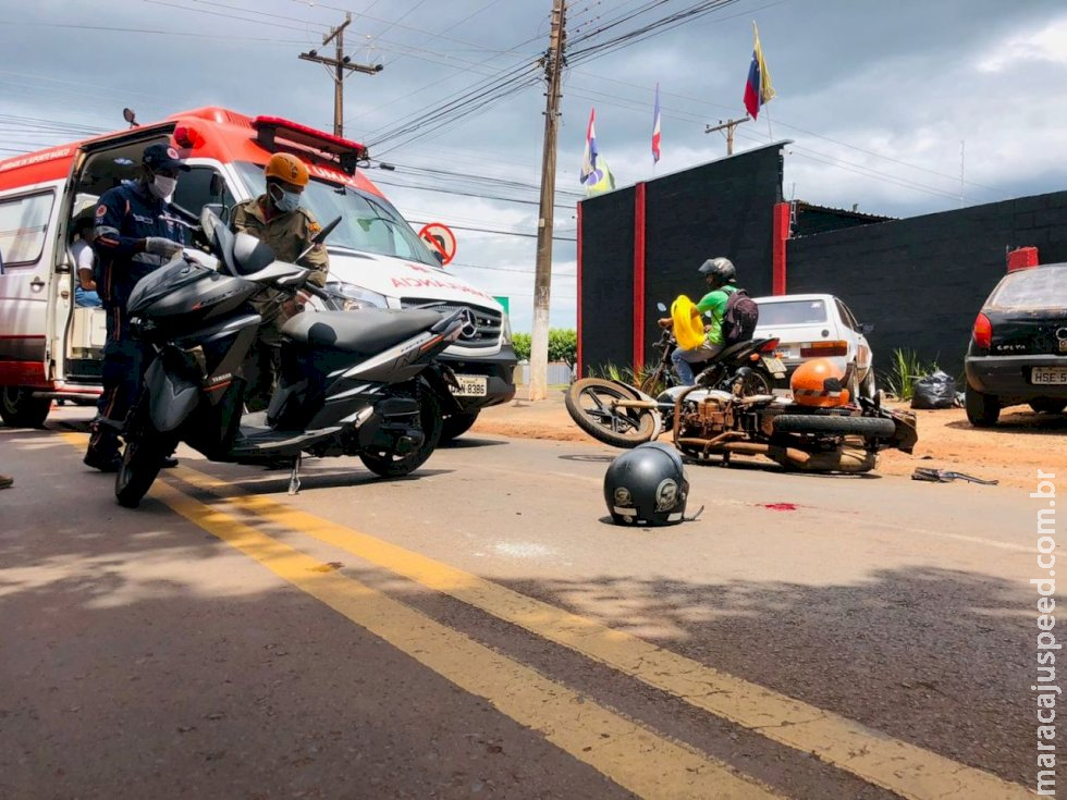 Colisão entre motos deixa pilotos feridos em Dourados Colisão entre motos deixa pilotos feridos em Dourados