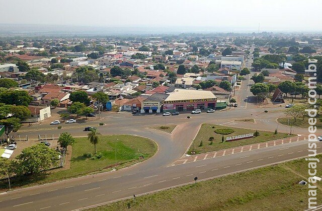 Covid-19: mais 3 cidades de MS proíbem festas e limitam comércio Covid-19: mais 3 cidades de MS proíbem festas e limitam comércio