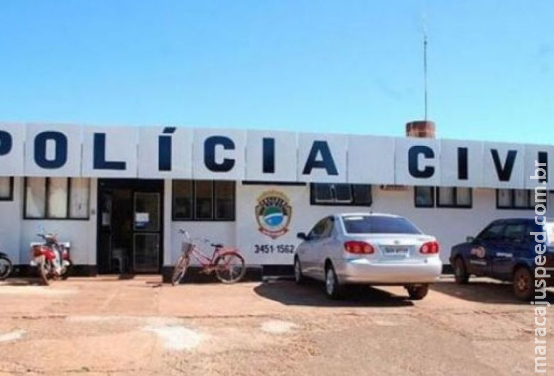 Dupla em moto foge com dinheiro após assaltar idoso em Itaporã Dupla em moto foge com dinheiro após assaltar idoso em Itaporã