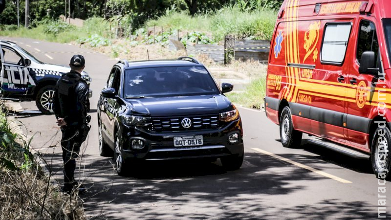 Empresário foi morto com três tiros e teria ido cobrar dívidas antes da emboscada em Campo Grande Empresário foi morto com três tiros e teria ido cobrar dívidas antes da emboscada em Campo Grande