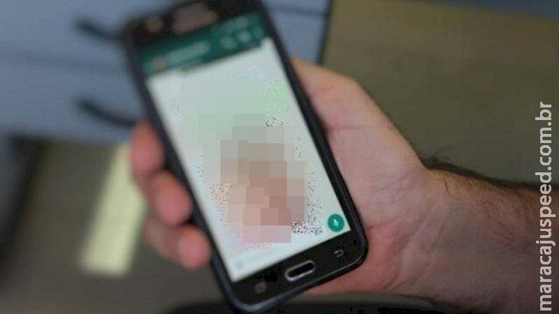 Fim de namoro acaba com foto nua de mulher no WhatsApp e caso vai parar na delegacia em MS