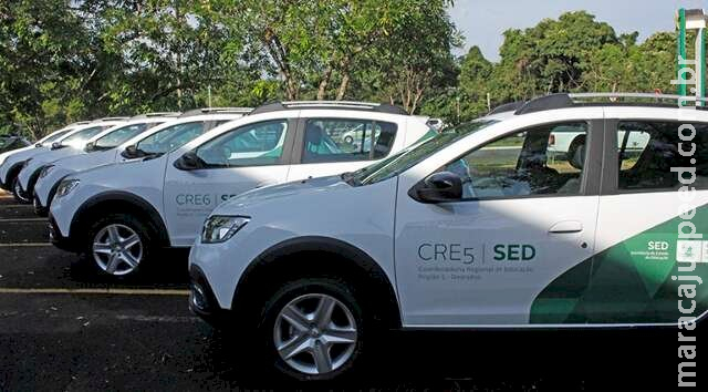 Governo entrega 17 carros para visitas a escolas da Capital e municípios de MS Governo entrega 17 carros para visitas a escolas da Capital e municípios de MS