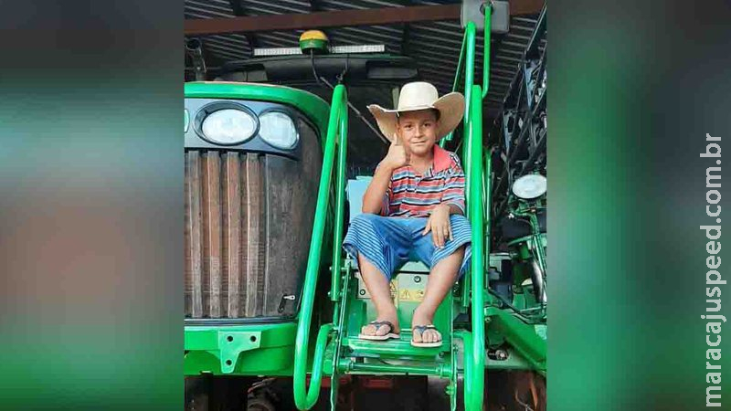 Hospital registra boletim de ocorrência por omissão contra mãe de menino que morreu após cair de pé de manga