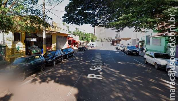 Lojista ouve que vai levar tiro na 7 de Setembro e paga R$ 5 mil a criminoso Lojista ouve que vai levar tiro na 7 de Setembro e paga R$ 5 mil a criminoso