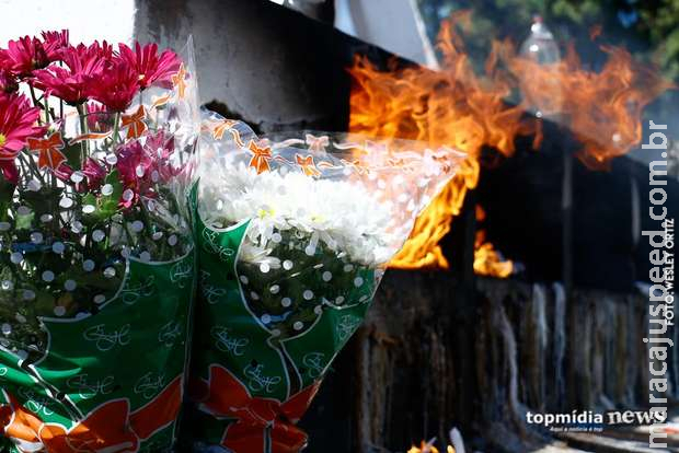 Mãe que colocou fogo nos filhos é liberada e volta para casa em Sidrolândia