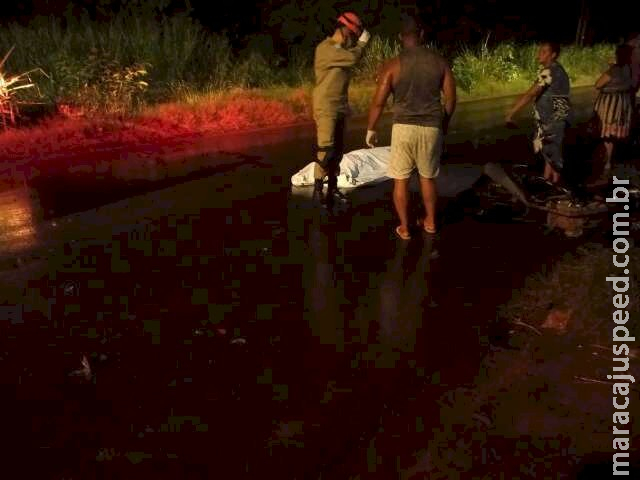 Motociclista morre em acidente entre carro e moto na Capital Motociclista morre em acidente entre carro e moto na Capital