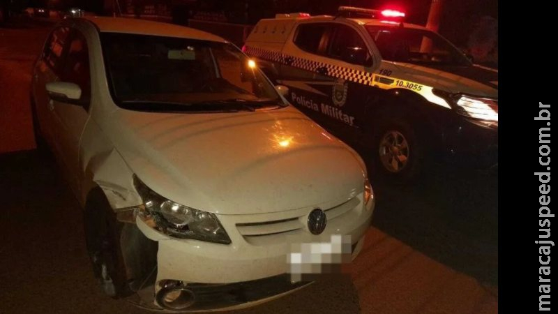 Motorista bêbado é preso após fugir da polícia Motorista bêbado é preso após fugir da polícia