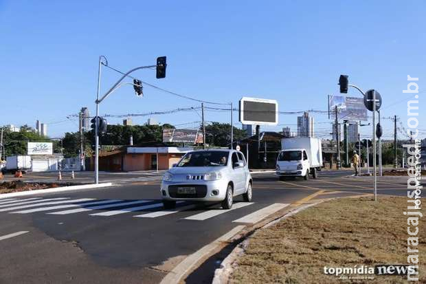 Mulher é ameaçada com arma por suposto policial no trânsito de Campo Grande Mulher é ameaçada com arma por suposto policial no trânsito de Campo Grande