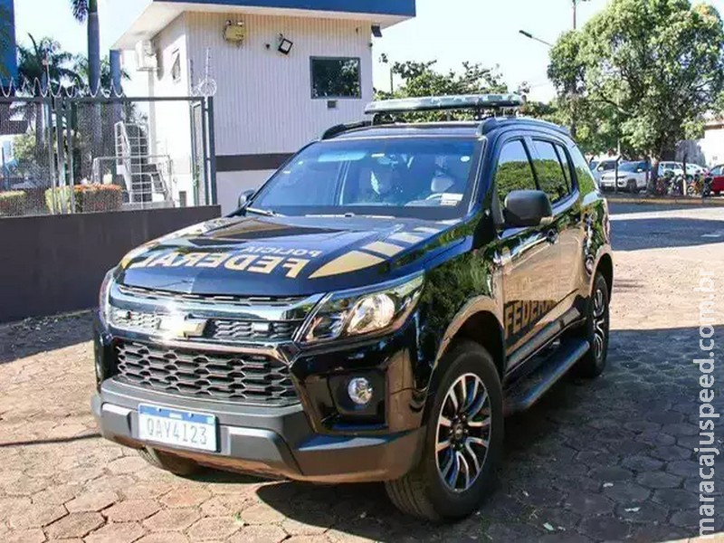 Papéis engomados em cocaína são apreendidos pela Polícia Federal Papéis engomados em cocaína são apreendidos pela Polícia Federal