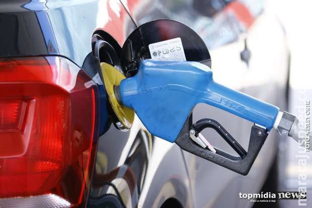 Para barrar aumento no preço do Diesel, Governo deixa de arrecadar R$ 156,6 milhões de ICMS Para barrar aumento no preço do Diesel, Governo deixa de arrecadar R$ 156,6 milhões de ICMS