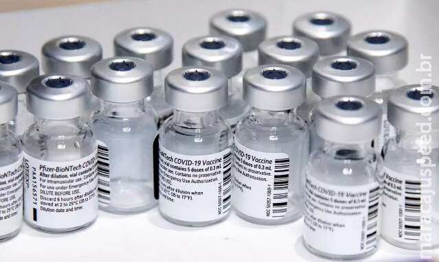 Pfizer: vacina específica contra Ômicron é cenário mais provável Pfizer: vacina específica contra Ômicron é cenário mais provável