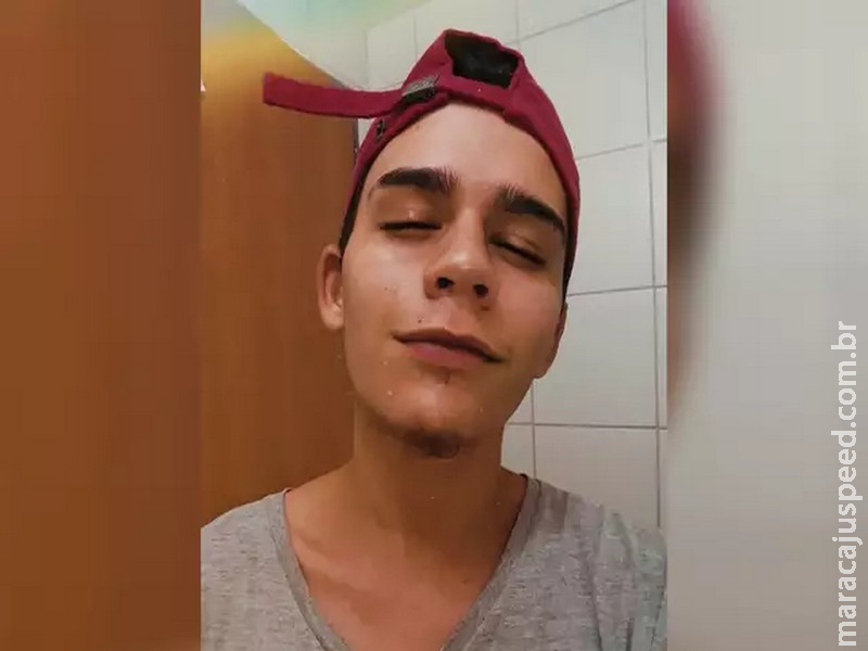 Polícia procura motorista que causou acidente com morte de jovem de 20 anos Polícia procura motorista que causou acidente com morte de jovem de 20 anos