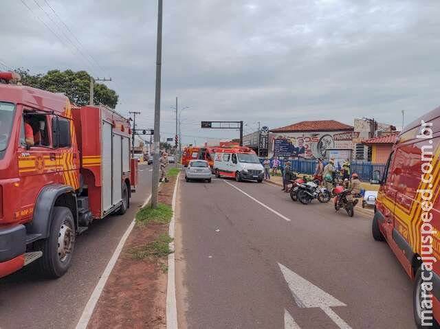 Acidente envolvendo 6 veículos deixa três feridos e interdita quadra em Campo Grande