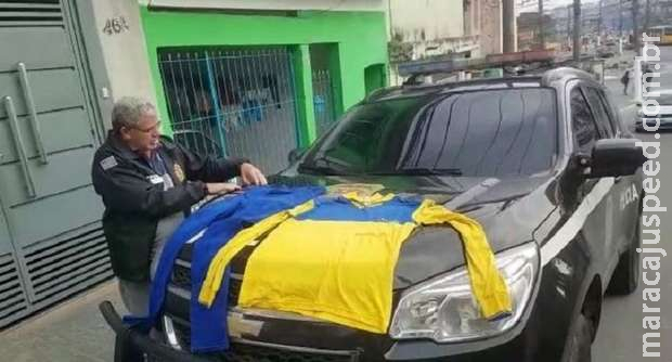 Alerta: homem se passa por carteiro e entrega boletos falsos em SP Alerta: homem se passa por carteiro e entrega boletos falsos em SP