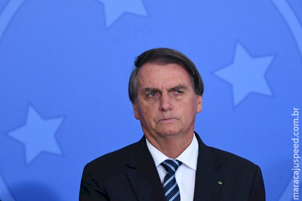 Bolsonaro diz que já tem substitutos tampões de ministros que vão se candidatar