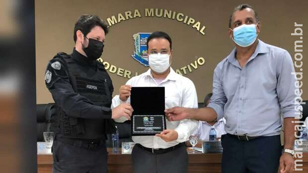 Deputado recebe homenagem e antecipa investimentos em Bonito Deputado recebe homenagem e antecipa investimentos em Bonito