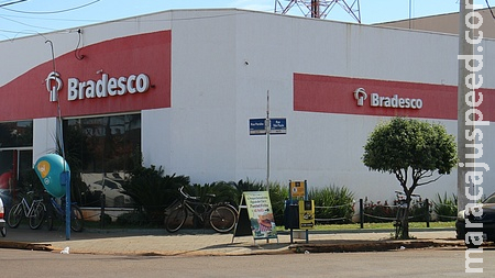 Dupla é presa pela PM após descontar cheque falso de R$ 5 mil de Supermercado de Sidrolândia Dupla é presa pela PM após descontar cheque falso de R$ 5 mil de Supermercado de Sidrolândia